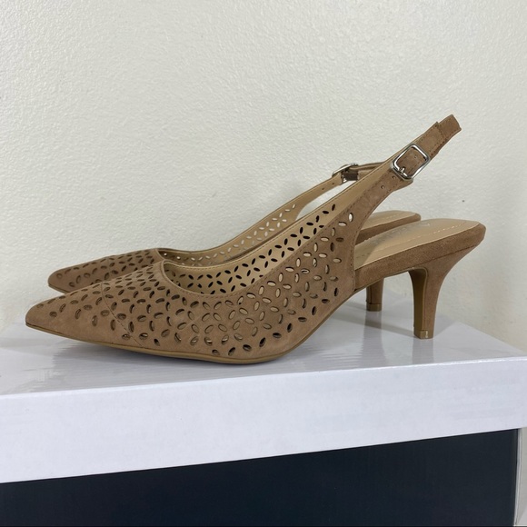 Alfani Suede Step ‘N Flex Babbsy Slingback Pumps - Picture 3 of 6